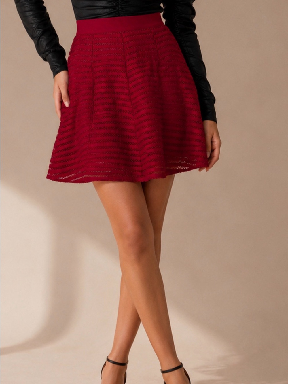 H&M Textured Red A-Line Mini Skirt- size M